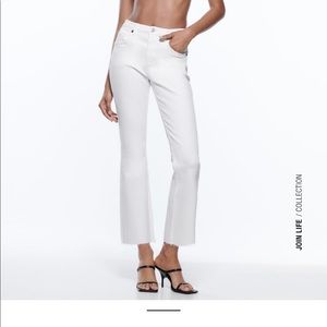 NWT Zara Mid-Rise Cropped Flare Jeans